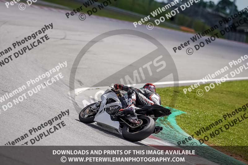 Sepang;event digital images;motorbikes;no limits;peter wileman photography;trackday;trackday digital images